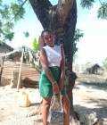 Rencontre Femme Madagascar à Ambanja : Émile, 21 ans